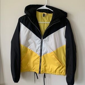 H & M Divided Black, White, and Yellow Hooded Puffer windbreaker Jacket SZ S